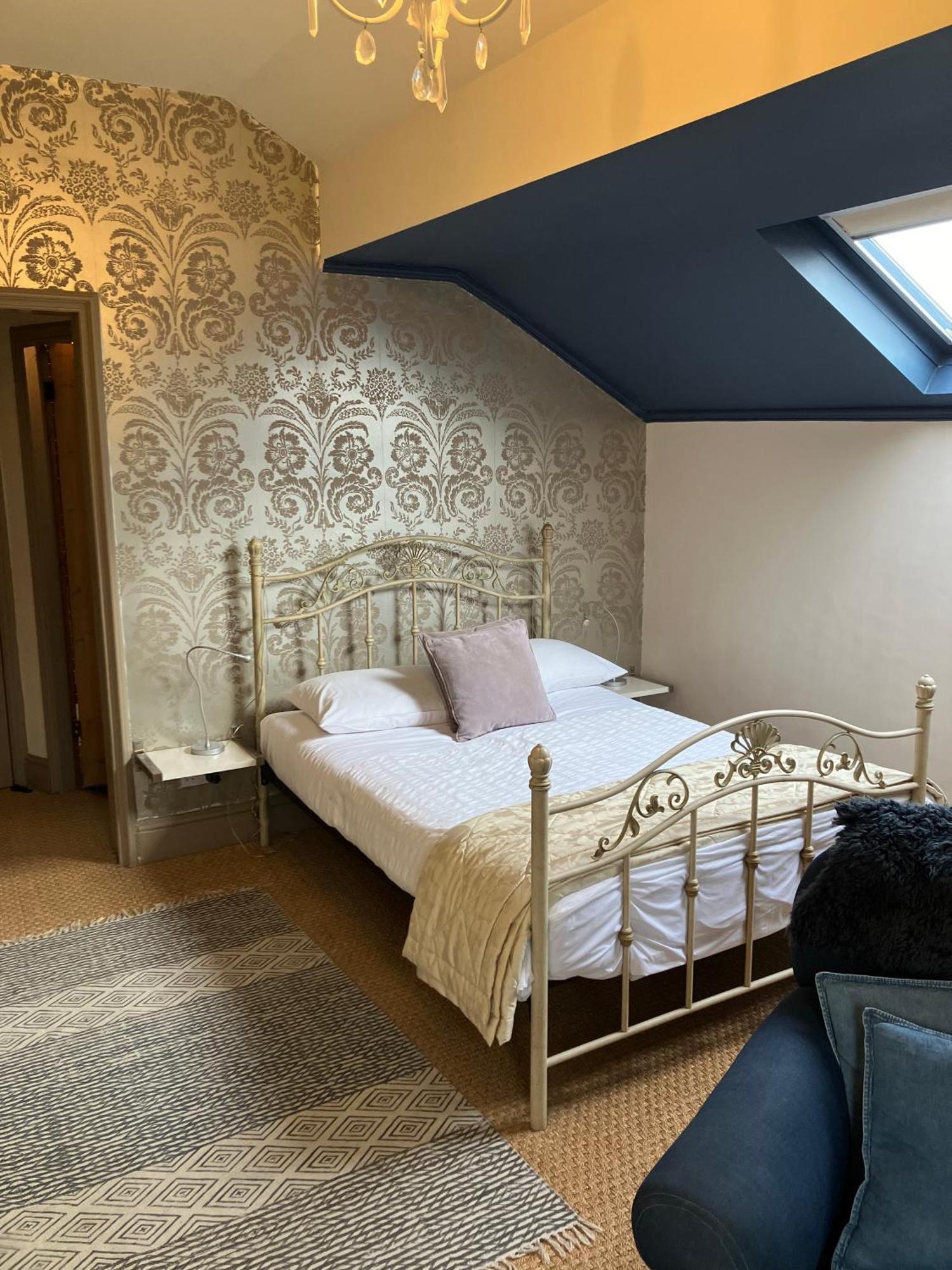 Cornerstones Guest House Sale Extérieur photo