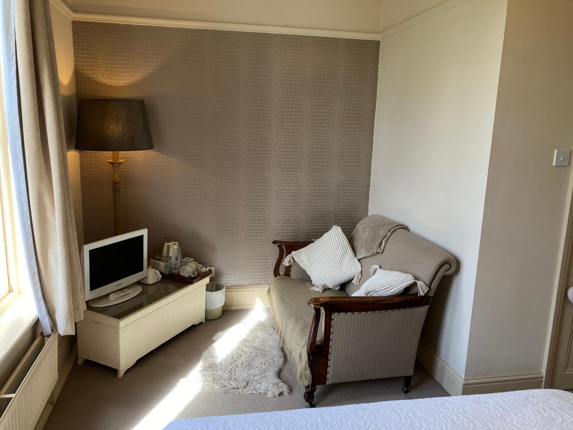 Cornerstones Guest House Sale Extérieur photo