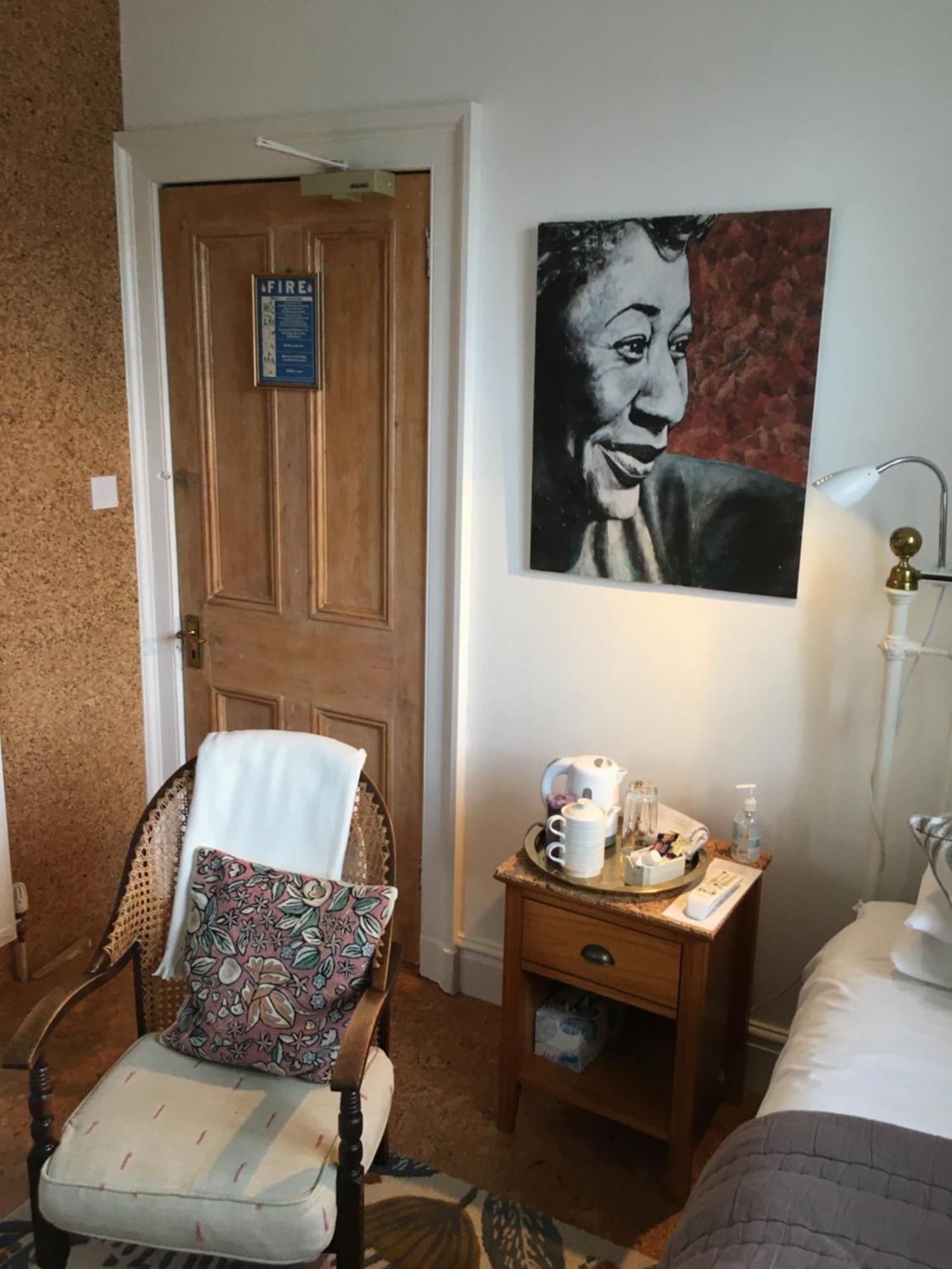 Cornerstones Guest House Sale Extérieur photo